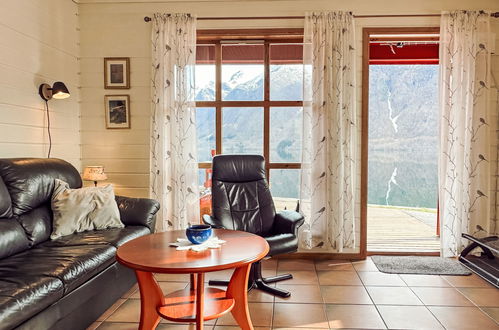 Photo 12 - Maison de 2 chambres à Balestrand avec jardin et terrasse