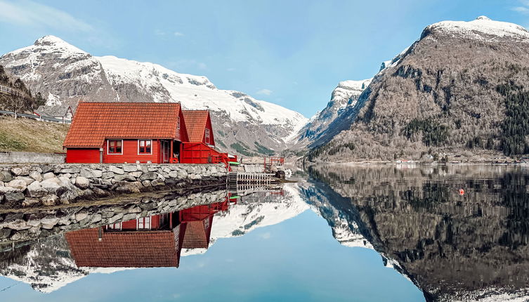 Foto 1 - Casa de 2 quartos em Balestrand com jardim e terraço