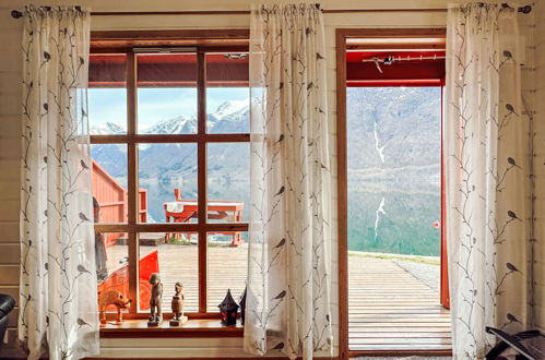 Photo 23 - 2 bedroom House in Balestrand with terrace