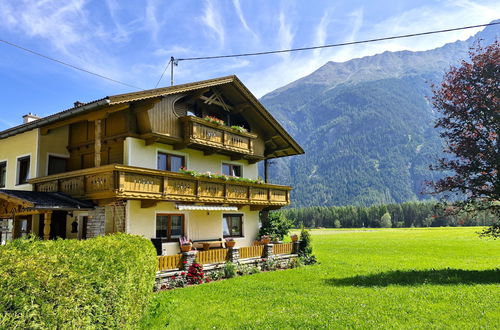 Foto 1 - Apartamento de 2 quartos em Längenfeld com jardim