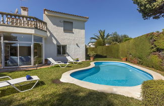 Photo 1 - 2 bedroom House in Cambrils with private pool and garden