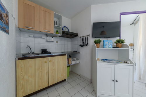 Foto 4 - Apartamento de 2 habitaciones en Le Grau-du-Roi con piscina