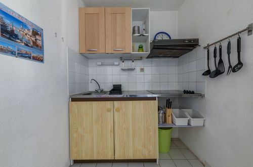 Foto 7 - Apartamento de 2 quartos em Le Grau-du-Roi com piscina