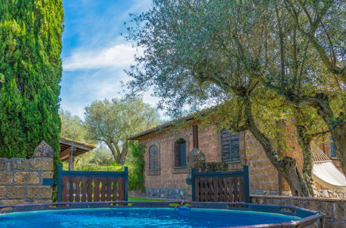 Photo 1 - Maison de 3 chambres à Vetralla avec piscine privée et vues sur la montagne