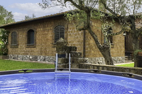 Foto 3 - Casa de 3 quartos em Vetralla com piscina privada e vista para a montanha