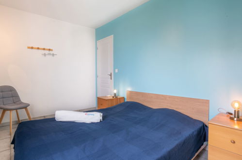 Photo 11 - Maison de 6 chambres à Roquebrune-sur-Argens avec piscine privée et vues à la mer