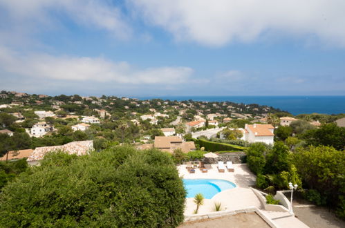 Foto 33 - Casa con 6 camere da letto a Roquebrune-sur-Argens con piscina privata e vista mare