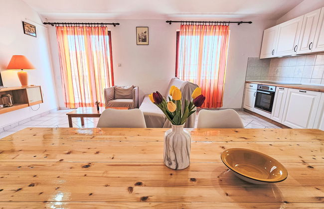 Apartment mit 4 Schlafzimmern in Sibenik mit garten und terrasse - Foto 9