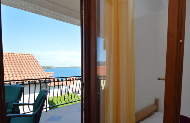 Apartment mit 4 Schlafzimmern in Sibenik mit garten und terrasse - Foto 15