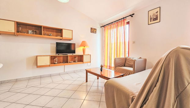 Apartment mit 4 Schlafzimmern in Sibenik mit garten und terrasse - Foto 4