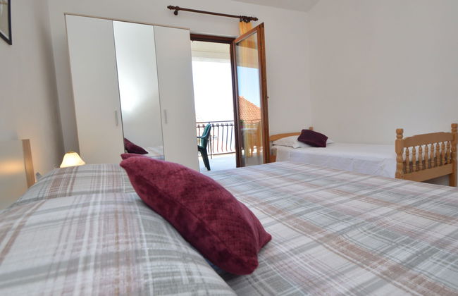 Apartment mit 4 Schlafzimmern in Sibenik mit garten und terrasse - Foto 14