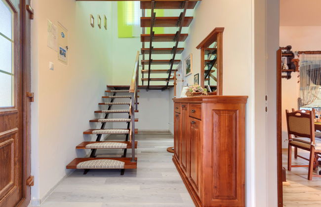 Casa de 4 quartos em Sveta Nedelja com piscina privada e jardim - Foto 39