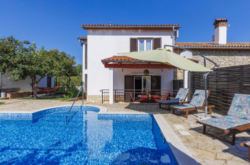 Foto 23 - Casa de 3 quartos em Sveta Nedelja com piscina privada e jardim