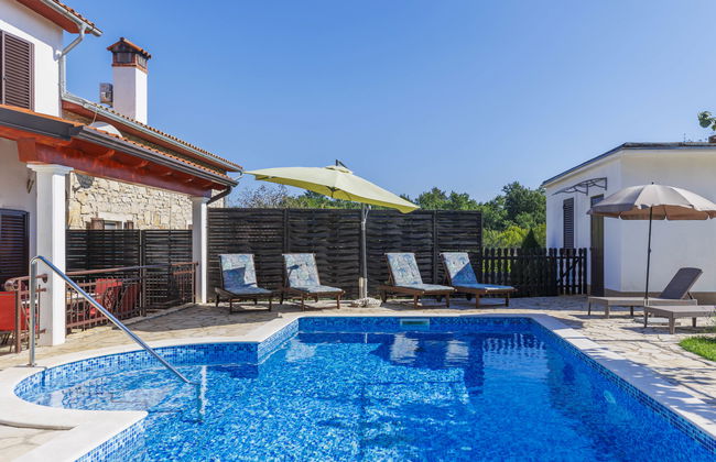 Casa de 4 quartos em Sveta Nedelja com piscina privada e jardim - Foto 13