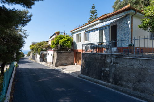 Foto 21 - Casa de 3 quartos em San Lorenzo al Mare com jardim e terraço