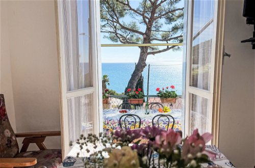 Foto 4 - Casa de 3 habitaciones en San Lorenzo al Mare con terraza y vistas al mar