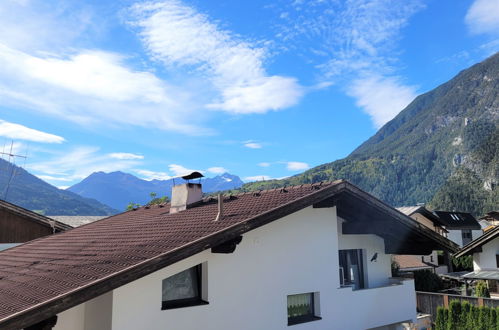 Photo 15 - Appartement de 3 chambres à Zams avec jardin et vues sur la montagne