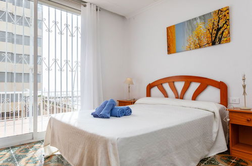 Photo 12 - 4 bedroom House in Salou with terrace