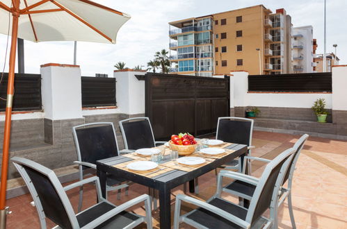 Photo 2 - 4 bedroom House in Salou with terrace and sea view