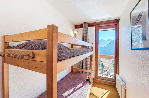 Foto 4 - Appartamento con 3 camere da letto a Villarembert con piscina