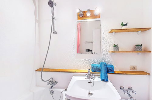 Foto 16 - Appartamento con 3 camere da letto a Villarembert con piscina