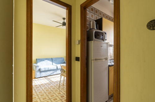 Foto 11 - Appartamento con 1 camera da letto a Sanremo con terrazza e vista mare
