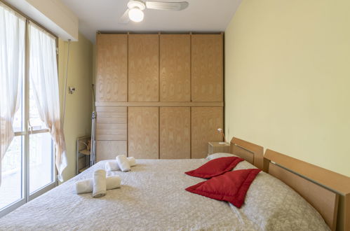 Foto 4 - Appartamento con 1 camera da letto a Sanremo con terrazza e vista mare