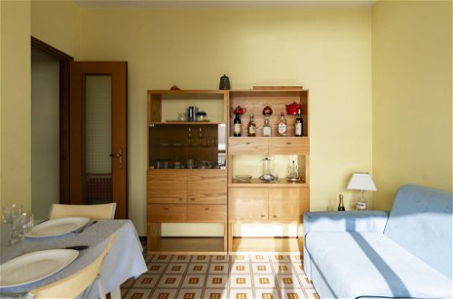 Photo 3 - Appartement de 1 chambre à Sanremo avec terrasse et vues à la mer