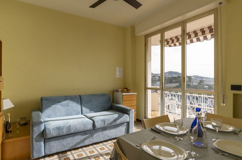 Photo 2 - 1 bedroom Apartment in Sanremo with terrace