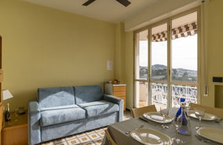 Photo 2 - Appartement de 1 chambre à Sanremo avec terrasse et vues à la mer