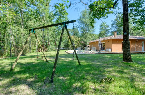 Foto 19 - Casa con 3 camere da letto a Naujac-sur-Mer con piscina privata e giardino