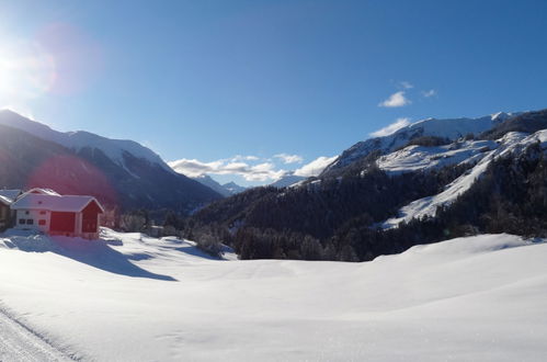 Foto 19 - Appartamento con 2 camere da letto a Scuol