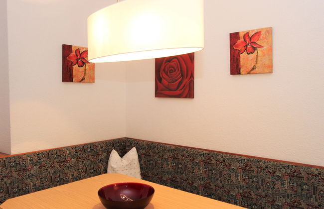 Apartment in Seefeld in Tirol with garden - Photo 12