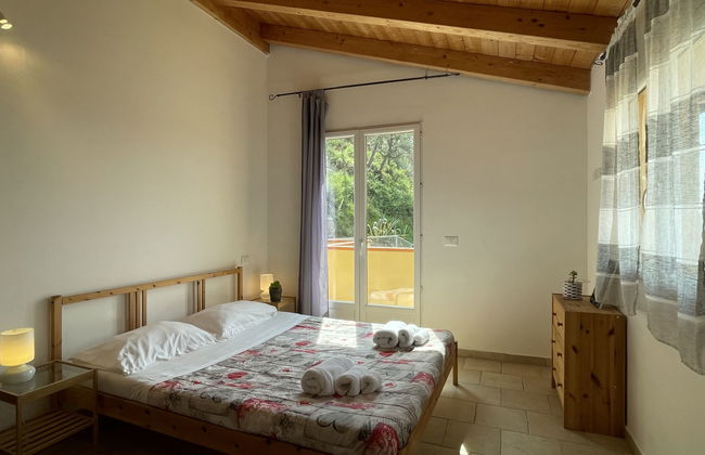 Apartamento de 3 quartos em Prelà com piscina e jardim - Foto 12
