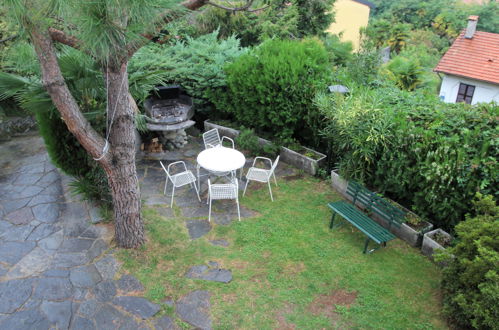 Foto 26 - Casa de 4 quartos em Porto Valtravaglia com piscina privada e vista para a montanha