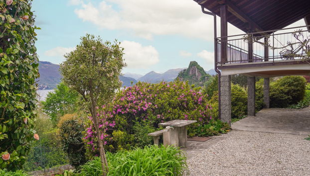 Casa con 4 camere da letto a Castelveccana con giardino e terrazza - Foto 4