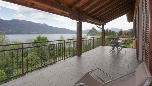 Casa con 4 camere da letto a Castelveccana con giardino e terrazza - Foto 5