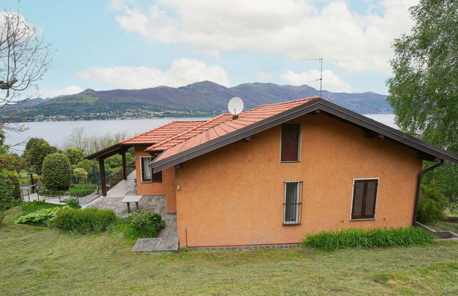 Casa de 4 quartos em Castelveccana com jardim e terraço - Foto 31