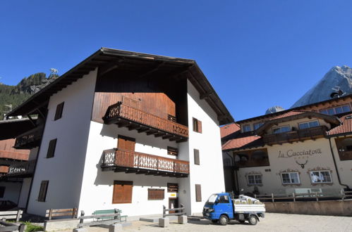 Photo 22 - Appartement de 3 chambres à Canazei avec vues sur la montagne