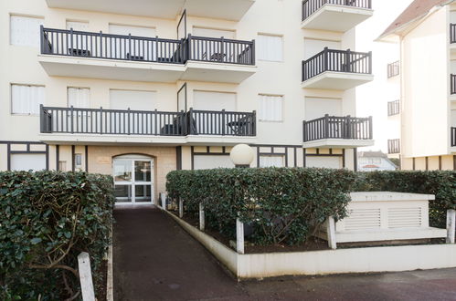 Foto 20 - Apartment in Cabourg mit schwimmbad und blick aufs meer