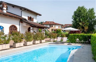 Foto 1 - Casa de 2 habitaciones en Barolo con piscina privada y jardín