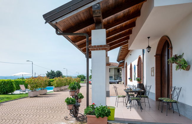 Casa de 3 quartos em Barolo com piscina privada e jardim - Foto 20