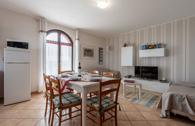 Casa de 3 quartos em Barolo com piscina privada e jardim - Foto 4