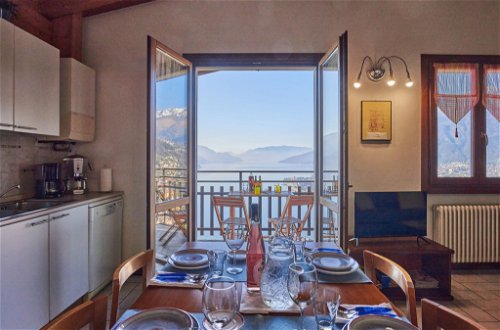 Photo 10 - Appartement de 2 chambres à Gravedona ed Uniti avec terrasse et vues sur la montagne