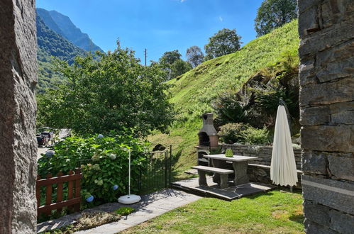 Foto 19 - Casa de 2 quartos em Brione com jardim e vista para a montanha