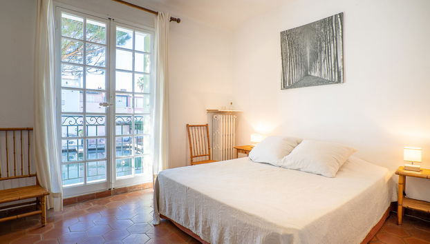 3 bedroom House in Grimaud with garden and terrace - Photo 4