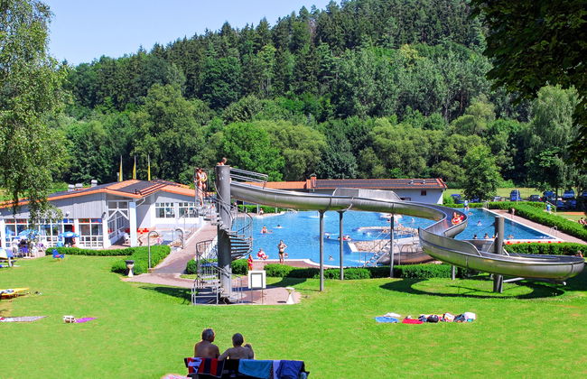 Casa de 2 quartos em Ronshausen com piscina e jardim - Foto 29