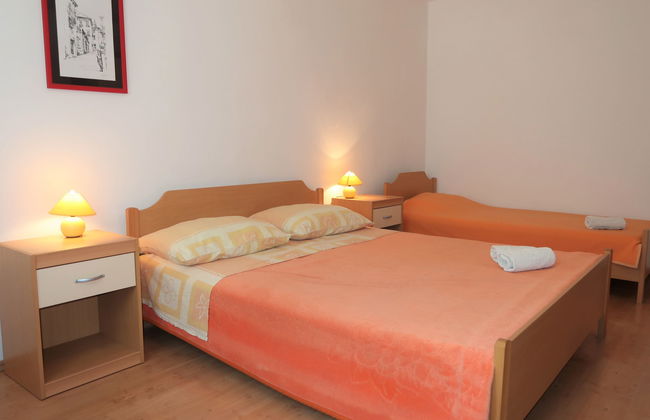 Casa de 2 quartos em Labin com jardim e terraço - Foto 17
