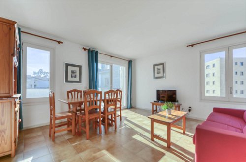 Photo 12 - 2 bedroom Apartment in Roses with garden and sea view