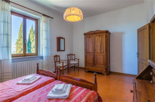 Photo 16 - Appartement de 2 chambres à Montaione avec piscine et terrasse